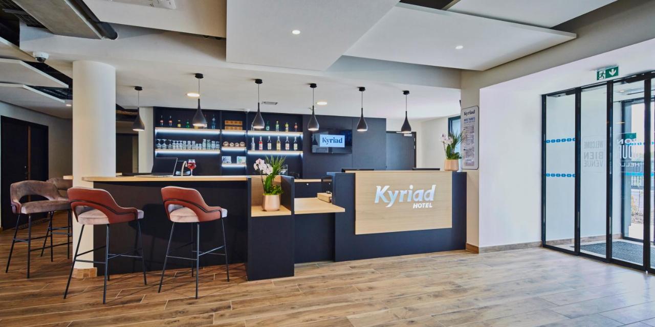 Kyriad Combs-La-Ville - Senart Buitenkant foto