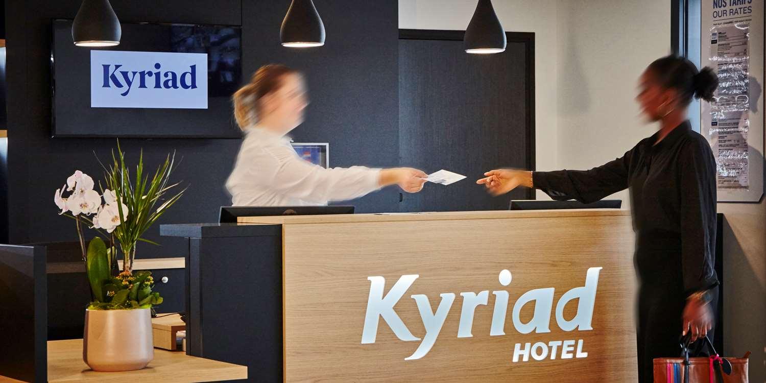 Kyriad Combs-La-Ville - Senart Buitenkant foto
